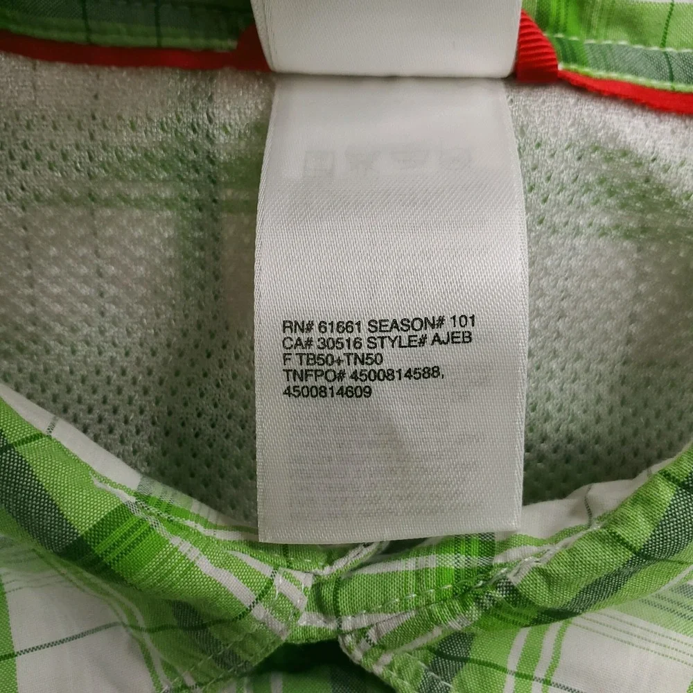 North Face Shirt Mens Small Green White Plaid Vented Outdoor Fishing‎ Tartan